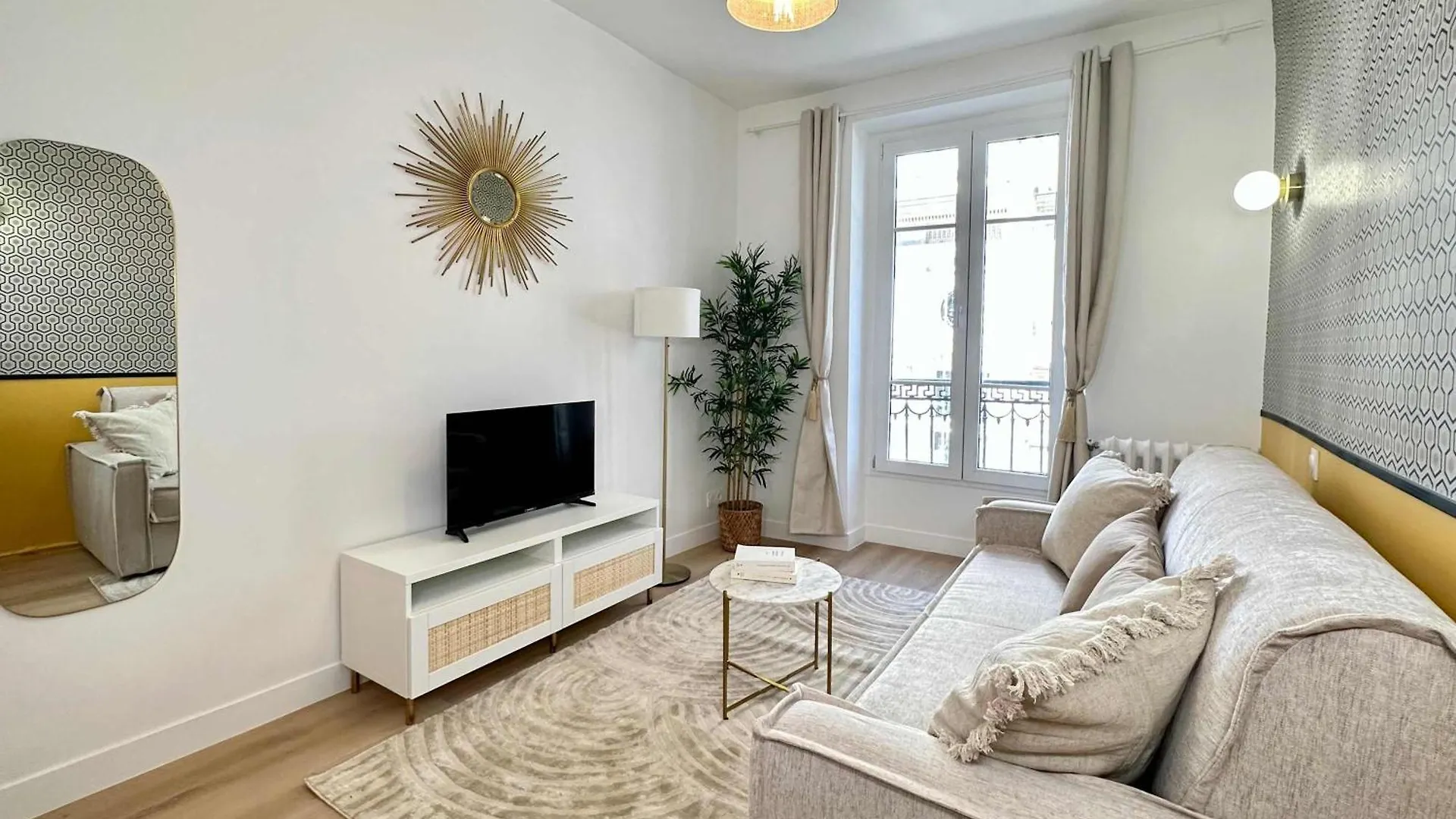 Welcoming Studio Near Opera Paris