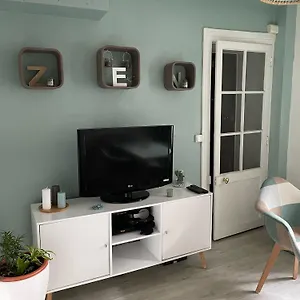 Au Bas De Montmartre ! Appartement